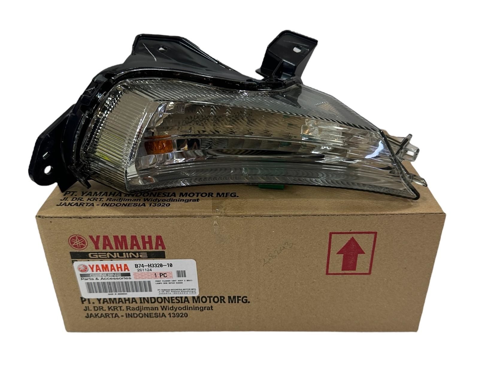 Yamaha Xmax 250 Sağ Ön Sinyal Orjinal 2021-2022 (B74-H3320-10)